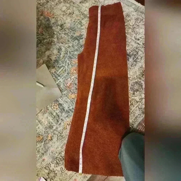 Cozy Rust Loungewear Set - Picture 8 of 8